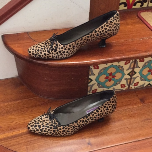 Leopard calf kitten heel pump - Picture 3 of 4